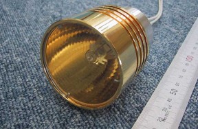 赤外線ヒーター22