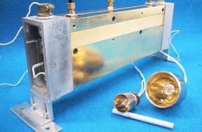 赤外線ヒーター23