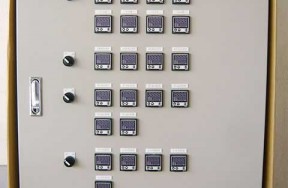 온도 조절기 18
